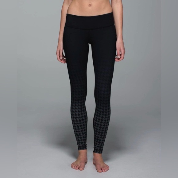 lululemon athletica Pants - Lululemon Houndstooth Wunder Under Pant *Full-On Luon Leggings Yoga Black Size 4